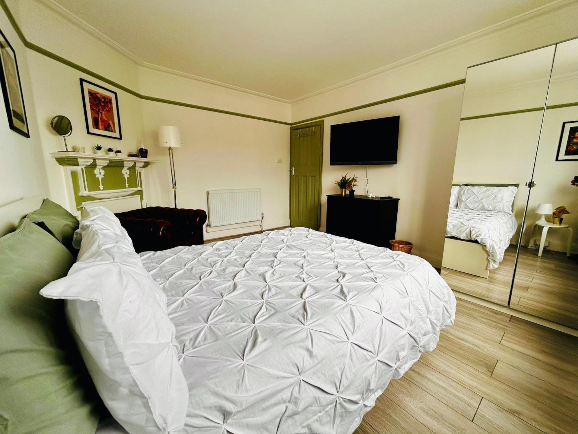 Rest Boutique Golders Green London Luaran gambar