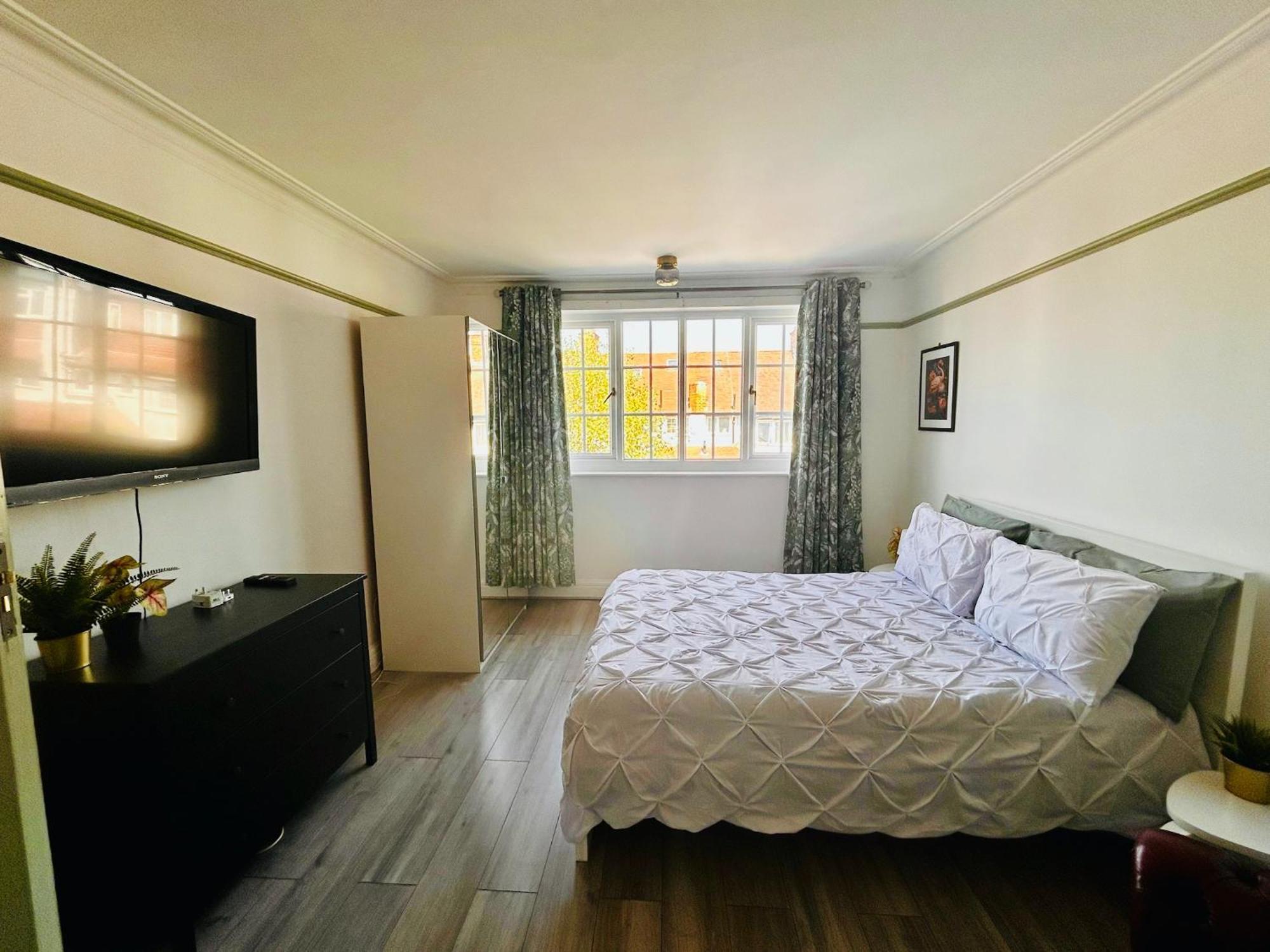 Rest Boutique Golders Green London Luaran gambar